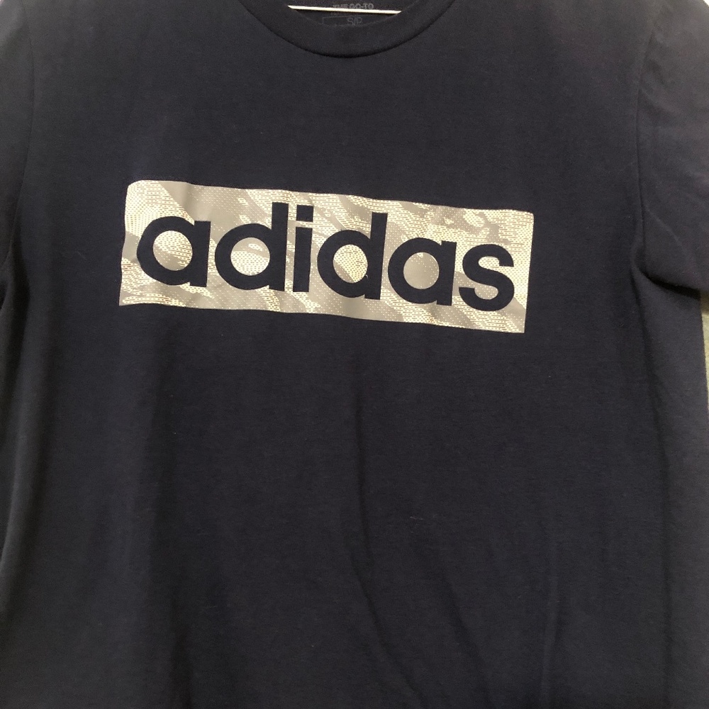 Adidas short sleeve tee